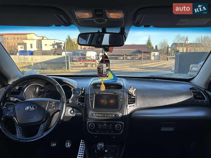 Внедорожник / Кроссовер Kia Sorento 2013 в Киеве