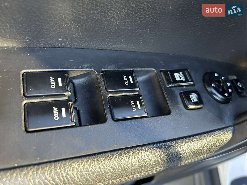 Внедорожник / Кроссовер Kia Sorento 2013 в Киеве