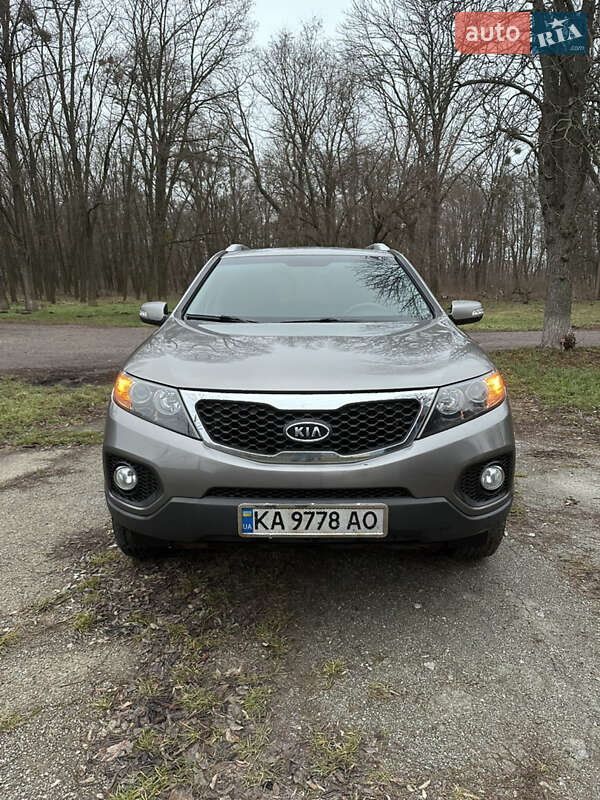 Внедорожник / Кроссовер Kia Sorento 2010 в Яготине