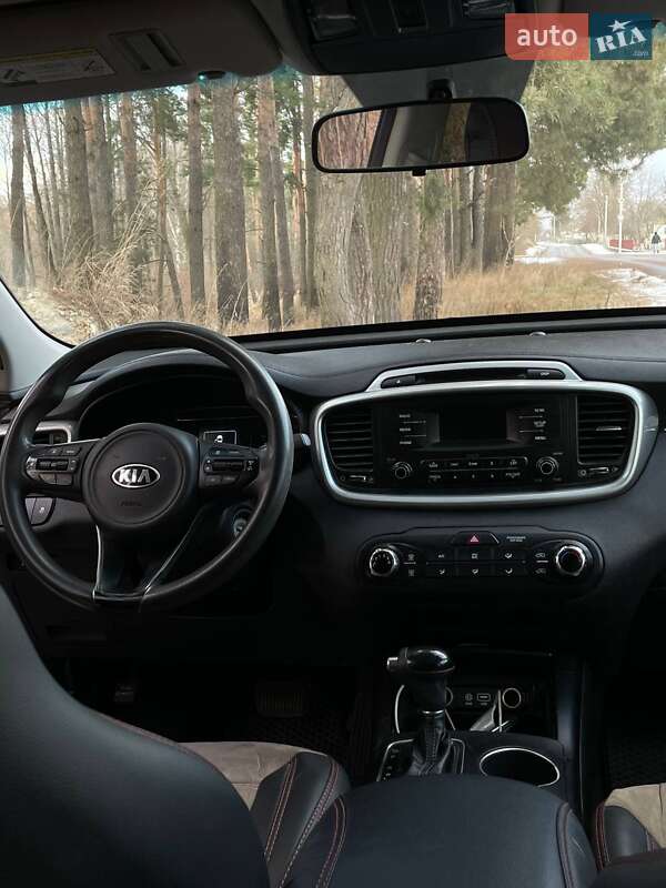 Внедорожник / Кроссовер Kia Sorento 2015 в Коростене