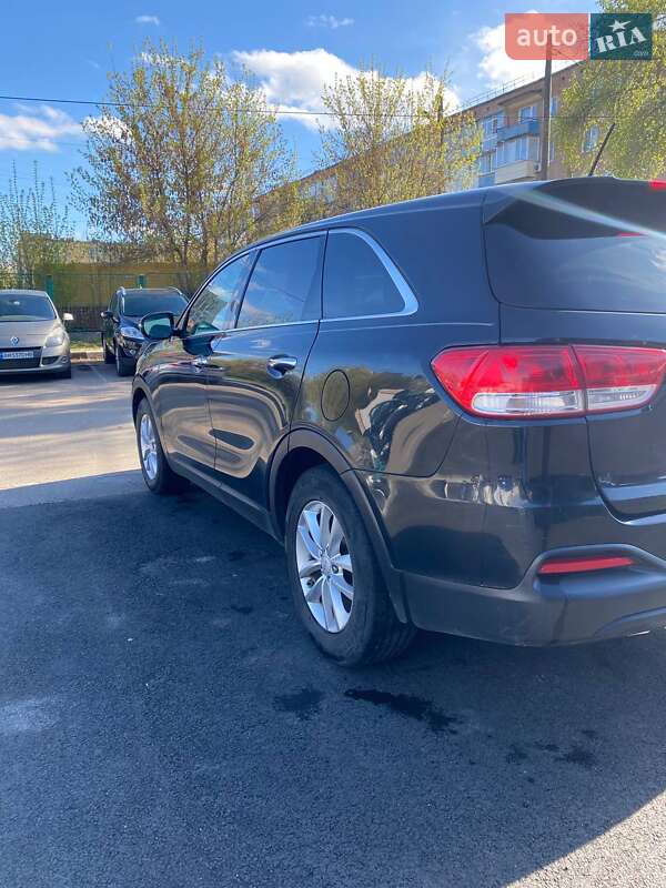 Внедорожник / Кроссовер Kia Sorento 2015 в Коростене