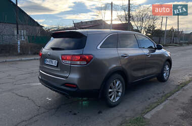 Внедорожник / Кроссовер Kia Sorento 2015 в Белгороде-Днестровском