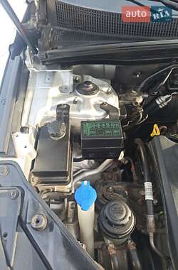 Внедорожник / Кроссовер Kia Sorento 2012 в 