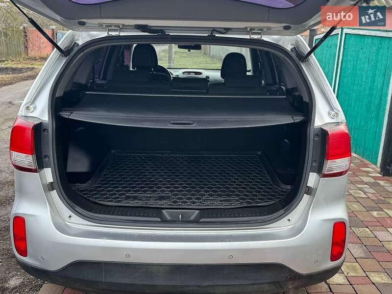 Внедорожник / Кроссовер Kia Sorento 2013 в Ромнах
