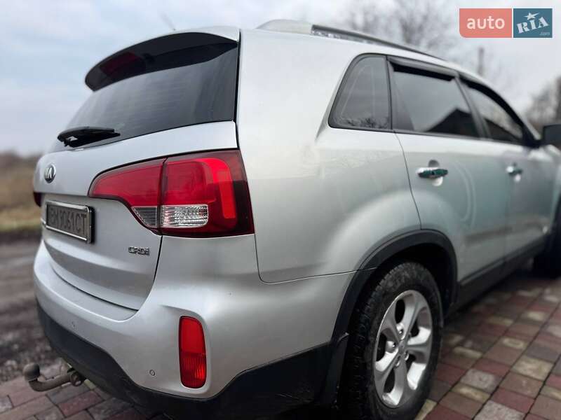 Внедорожник / Кроссовер Kia Sorento 2013 в Ромнах