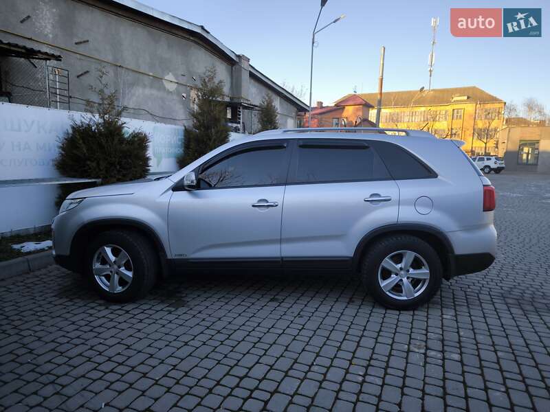 Внедорожник / Кроссовер Kia Sorento 2013 в Ивано-Франковске