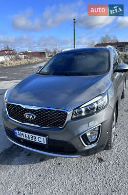 Позашляховик / Кросовер Kia Sorento 2015 в Звягелі