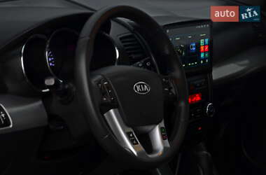 Позашляховик / Кросовер Kia Sorento 2013 в Дніпрі