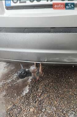 Внедорожник / Кроссовер Kia Sorento 2003 в 