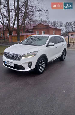 Внедорожник / Кроссовер Kia Sorento 2017 в Краснограде