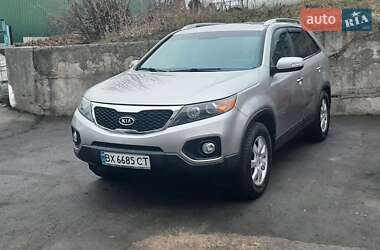 Позашляховик / Кросовер Kia Sorento 2012 в 