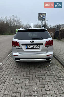 Внедорожник / Кроссовер Kia Sorento 2010 в 