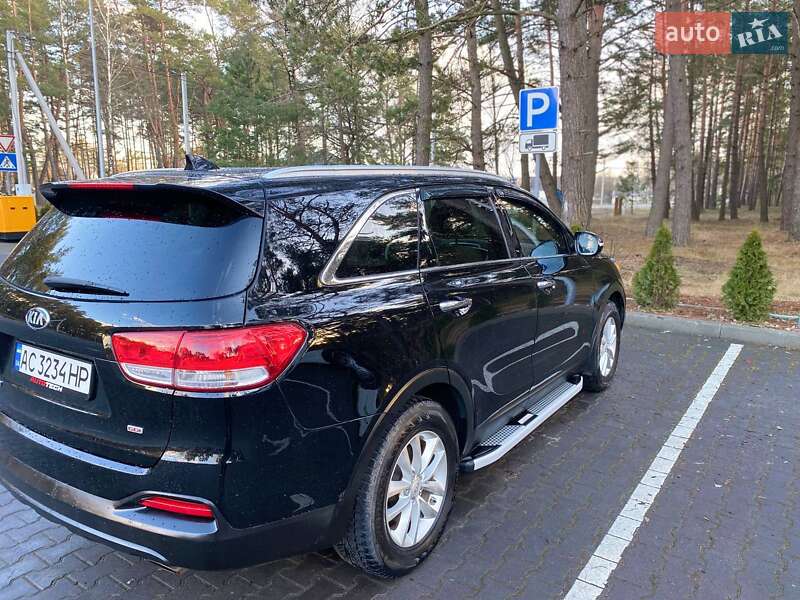Внедорожник / Кроссовер Kia Sorento 2015 в Луцке