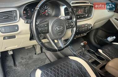 Внедорожник / Кроссовер Kia Sorento 2015 в 
