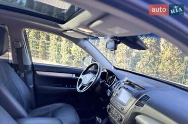 Внедорожник / Кроссовер Kia Sorento 2014 в 