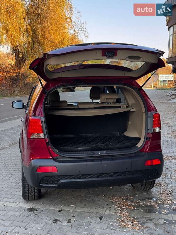 Внедорожник / Кроссовер Kia Sorento 2010 в Грушево