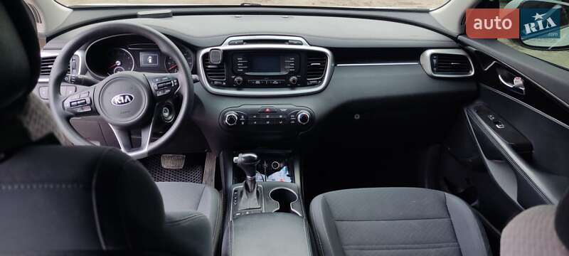 Внедорожник / Кроссовер Kia Sorento 2015 в Киеве