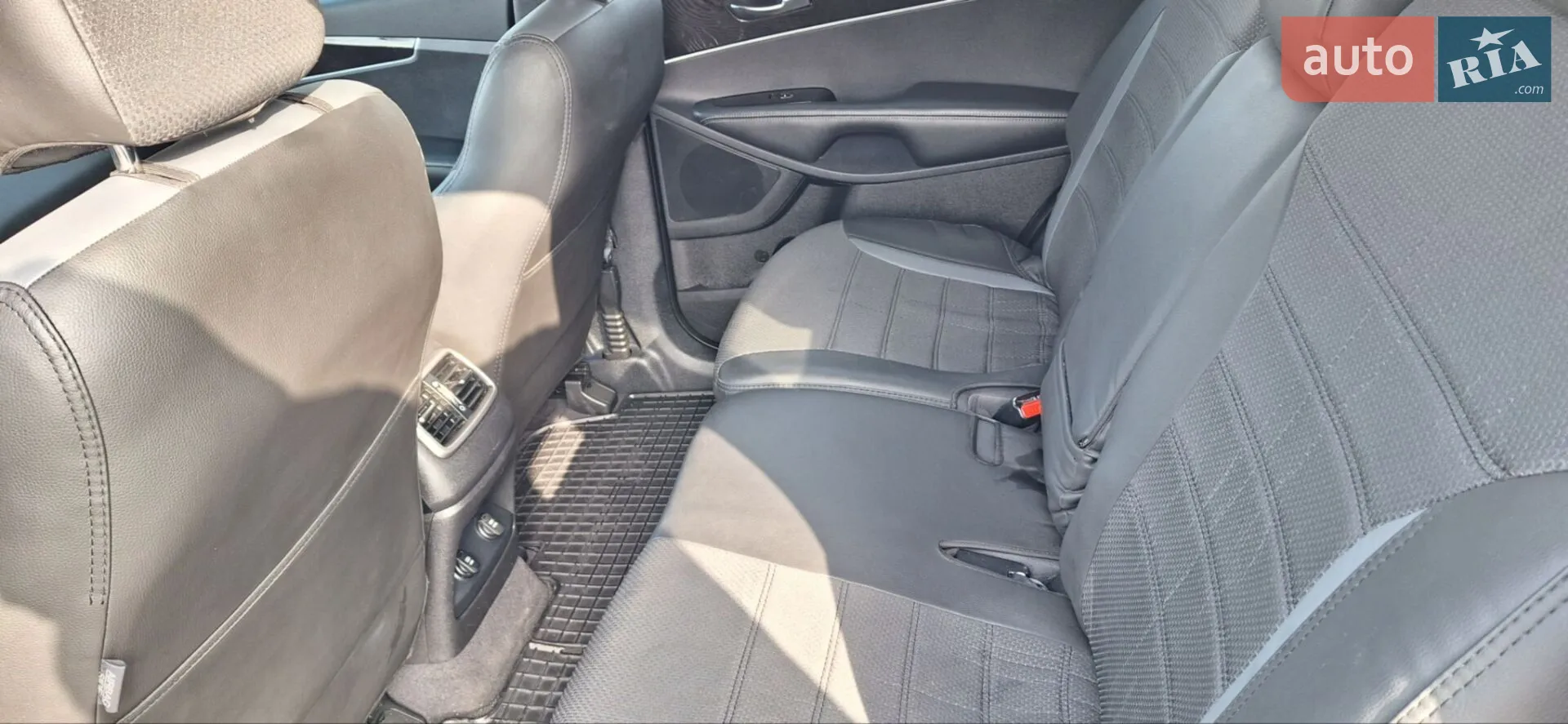 2015 Kia Sorento - мініатюра 15