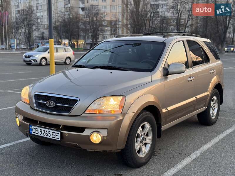 Позашляховик / Кросовер Kia Sorento 2004 в Києві