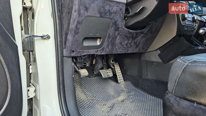 Внедорожник / Кроссовер Kia Sorento 2012 в Днепре