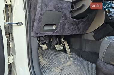 Внедорожник / Кроссовер Kia Sorento 2012 в 