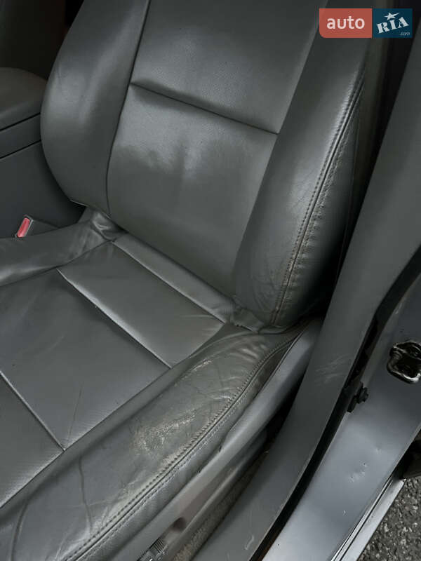 Позашляховик / Кросовер Kia Sorento 2004 в Києві