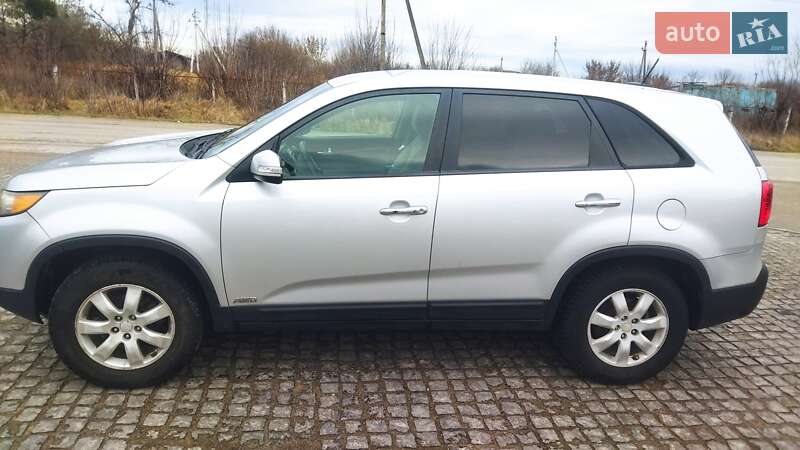 Внедорожник / Кроссовер Kia Sorento 2011 в Кременце