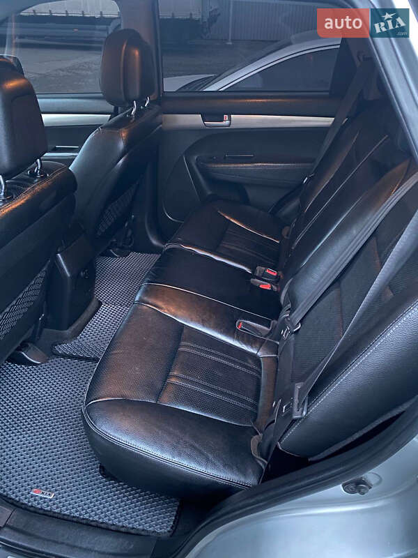 Внедорожник / Кроссовер Kia Sorento 2012 в Киеве