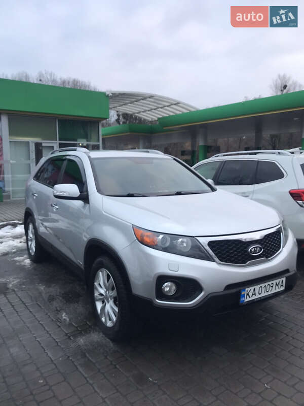 Внедорожник / Кроссовер Kia Sorento 2012 в Киеве