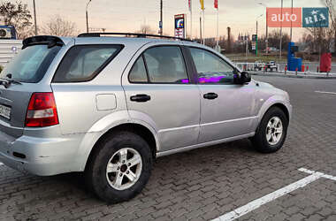 Внедорожник / Кроссовер Kia Sorento 2003 в 