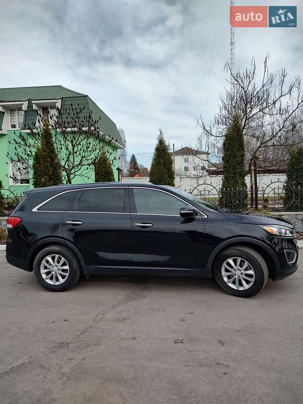 Внедорожник / Кроссовер Kia Sorento 2016 в Емильчине фото 9 Внедорожник / Кроссовер Kia Sorento 2016 в Емильчине