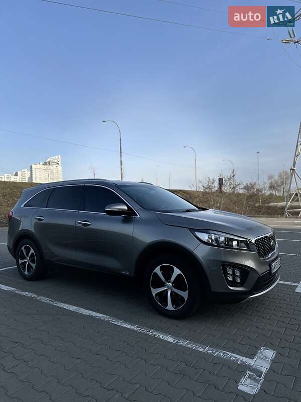 Позашляховик / Кросовер Kia Sorento 2015 в Києві