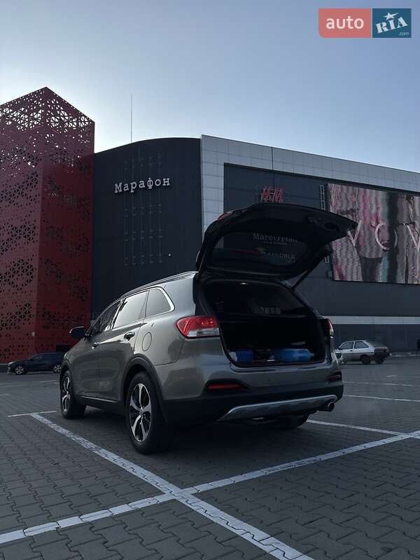 Позашляховик / Кросовер Kia Sorento 2015 в Києві