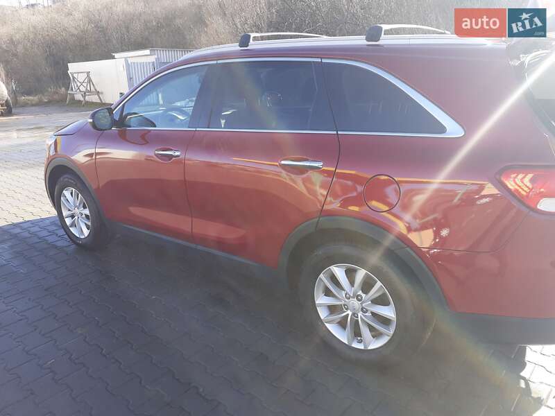 Позашляховик / Кросовер Kia Sorento 2016 в Турці