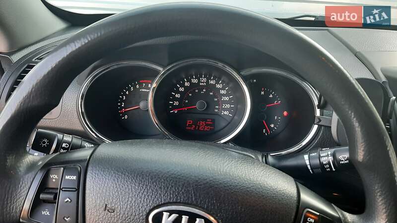Внедорожник / Кроссовер Kia Sorento 2010 в Харькове
