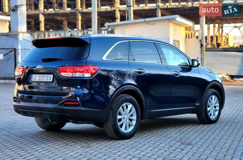 Внедорожник / Кроссовер Kia Sorento 2016 в Черновцах