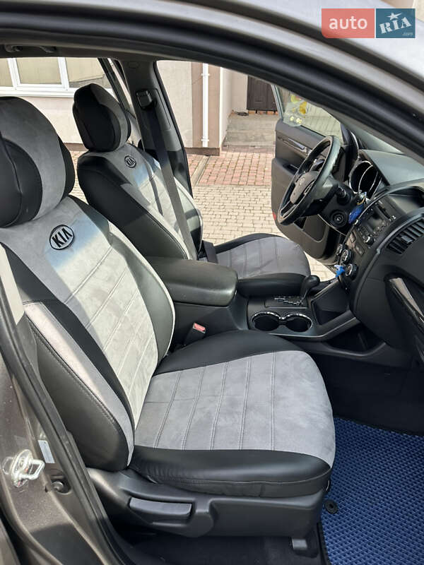 Внедорожник / Кроссовер Kia Sorento 2011 в Хмельницком