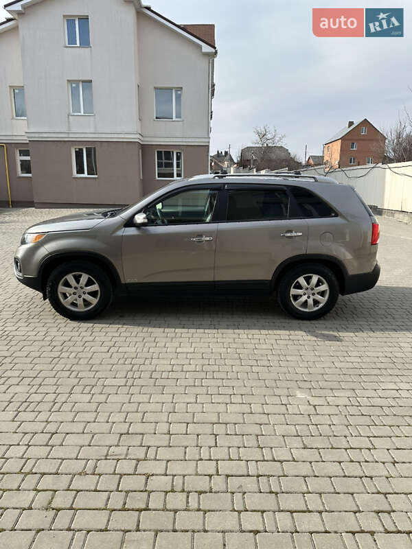 Внедорожник / Кроссовер Kia Sorento 2011 в Хмельницком