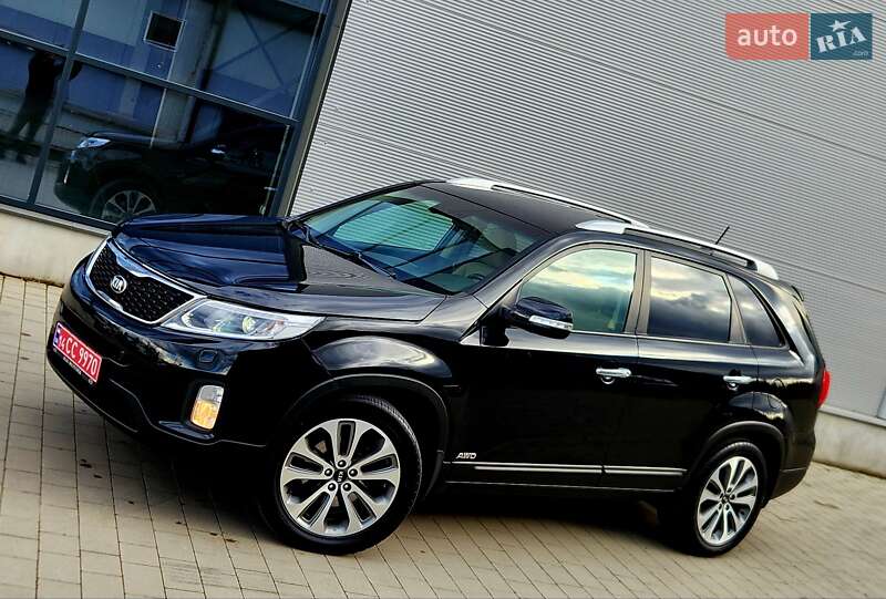 Позашляховик / Кросовер Kia Sorento 2015 в Івано-Франківську