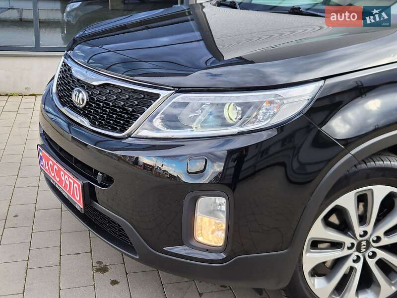 Позашляховик / Кросовер Kia Sorento 2015 в Івано-Франківську