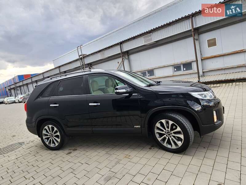 Позашляховик / Кросовер Kia Sorento 2015 в Івано-Франківську