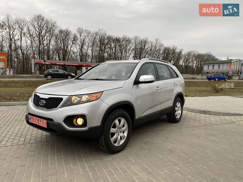 Внедорожник / Кроссовер Kia Sorento 2011 в 