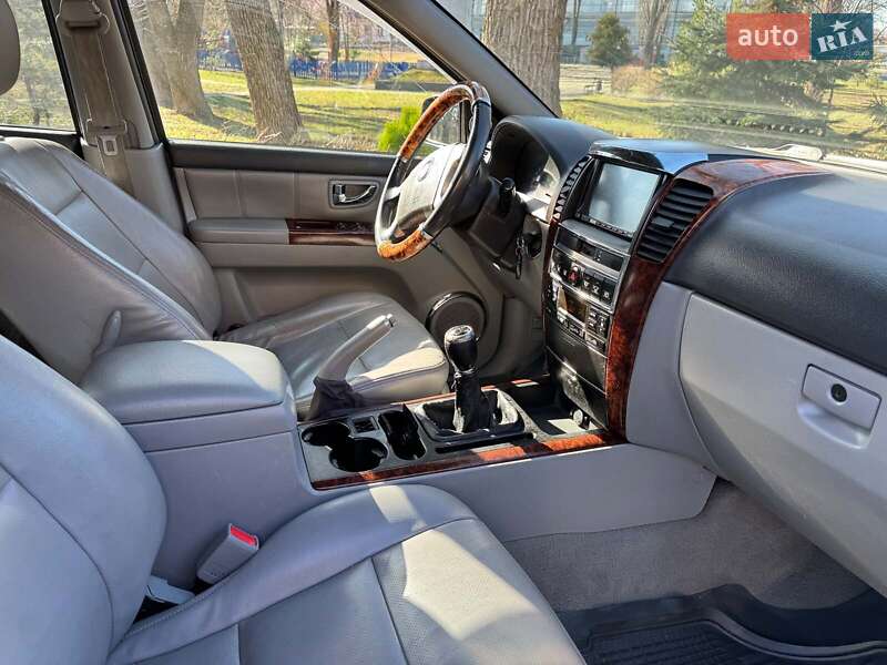 Позашляховик / Кросовер Kia Sorento 2005 в Києві