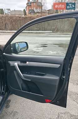 Внедорожник / Кроссовер Kia Sorento 2009 в 