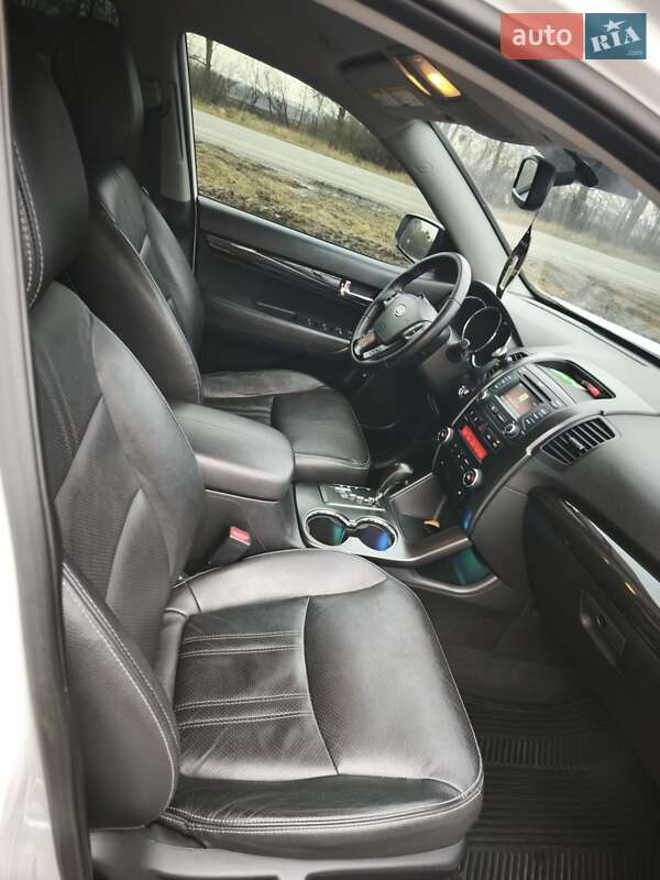 Позашляховик / Кросовер Kia Sorento 2012 в Сумах фото 2 Позашляховик / Кросовер Kia Sorento 2012 в Сумах