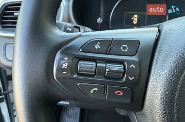 Внедорожник / Кроссовер Kia Sorento 2015 в 