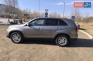 Внедорожник / Кроссовер Kia Sorento 2014 в 