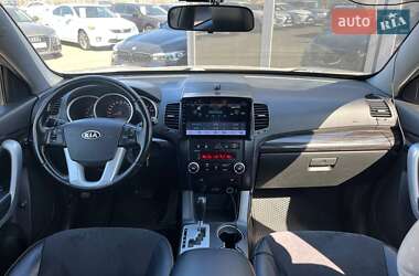 Внедорожник / Кроссовер Kia Sorento 2011 в 