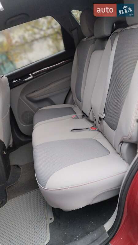 Внедорожник / Кроссовер Kia Sorento 2010 в Киеве фото 4 Внедорожник / Кроссовер Kia Sorento 2010 в Киеве