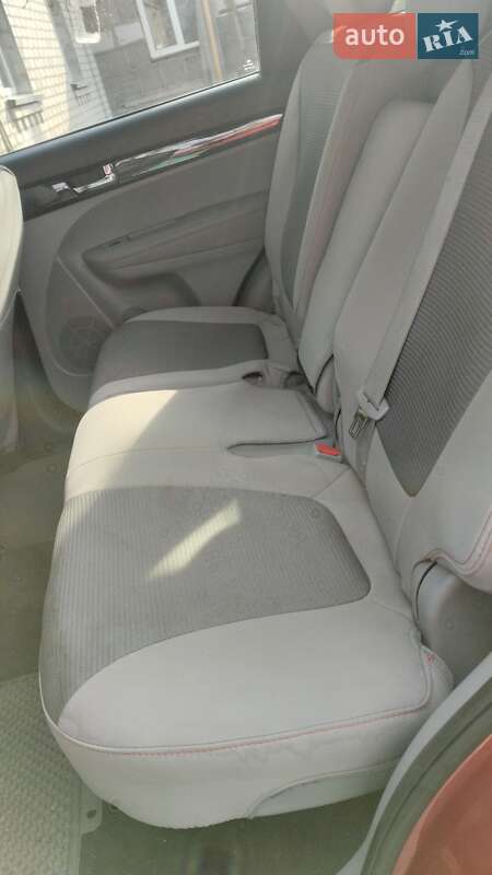 Внедорожник / Кроссовер Kia Sorento 2010 в Киеве фото 24 Внедорожник / Кроссовер Kia Sorento 2010 в Киеве